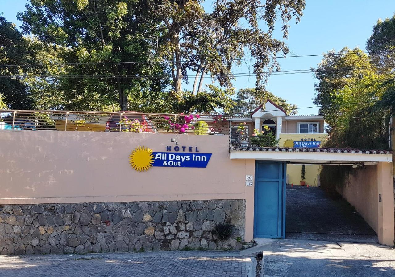 All Days Inn And Out San Salvador Exterior foto